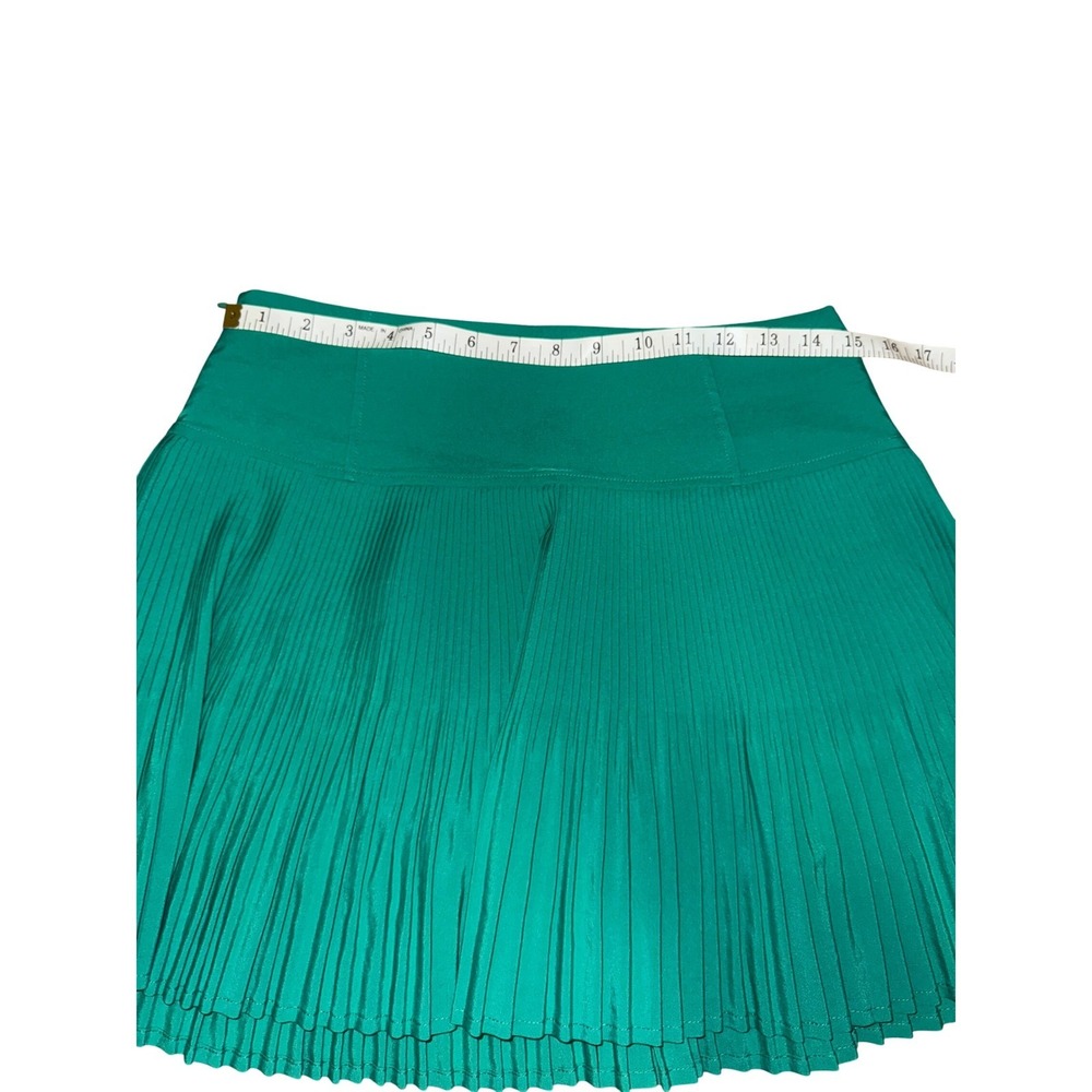 Zyia Emerald Green Pleated Tennis Skort Athletic Preppy Medium NWT - Picture 4 of 6